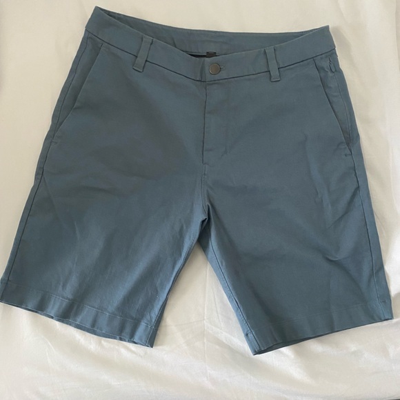 Lululemon mens shorts, 31 waist, 9" inseam - Picture 1 of 4